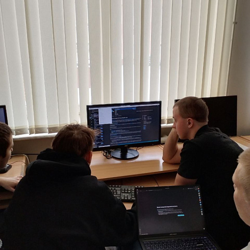 День IT-специалиста с Неосистемами: вдохновение и новые возможности!