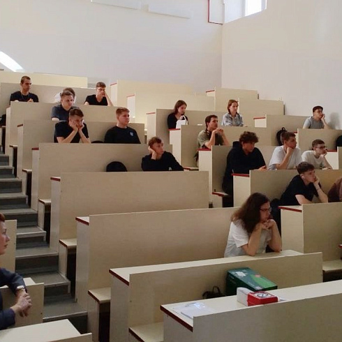 «Неосистемы» в гостях у будущих ИТ-специалистов Физико-технического института ПетрГУ