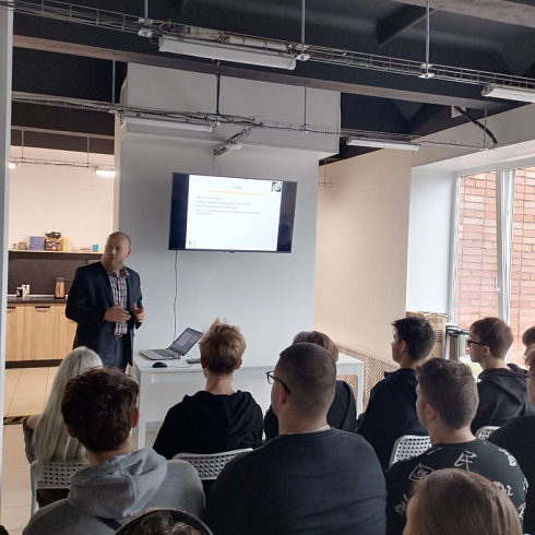 День открытых дверей 2024: открой карьеру в IT вместе с компанией «Неосистемы»!